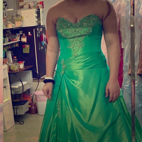 Princess style prom dress - Picture 1 of 3